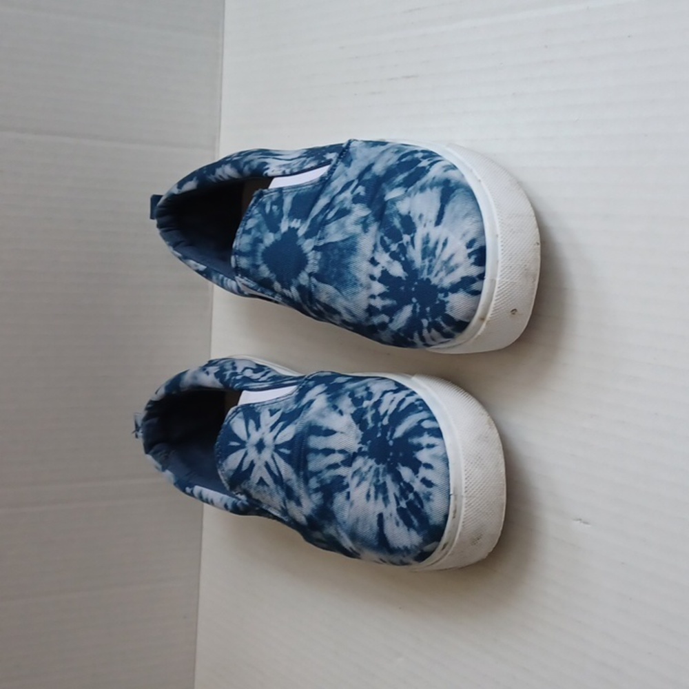 $4 Add-on Blue Tie-Dye Shoes - Size 10 (Women) - Run a little small